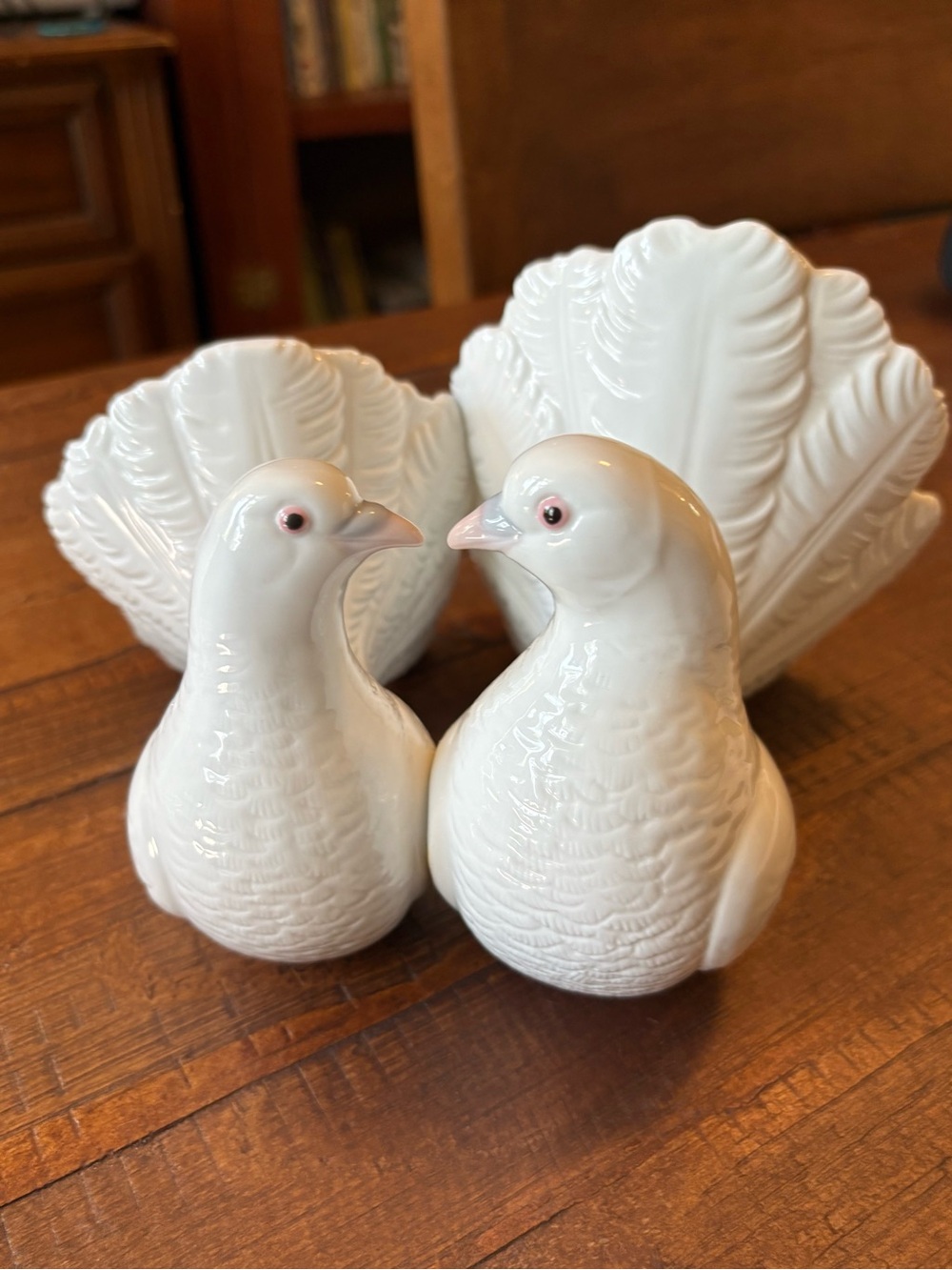 Vintage Lladro Porcelain “Couple of Doves” Figurines Love Birds